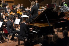 Foto-Lisa-Mignemi-17-Giacomelli-al-pianoforte-Orchestra-Senzaspine-Parmeggiani-direttore